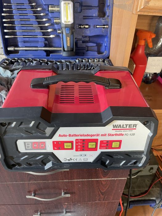 Prostownik samochodowy Walter 12v - 6v plus Starter
