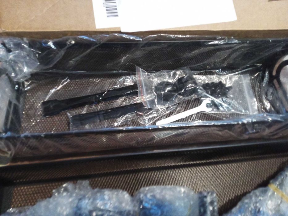 2 kosze podblatowe do biurka organizer kabli