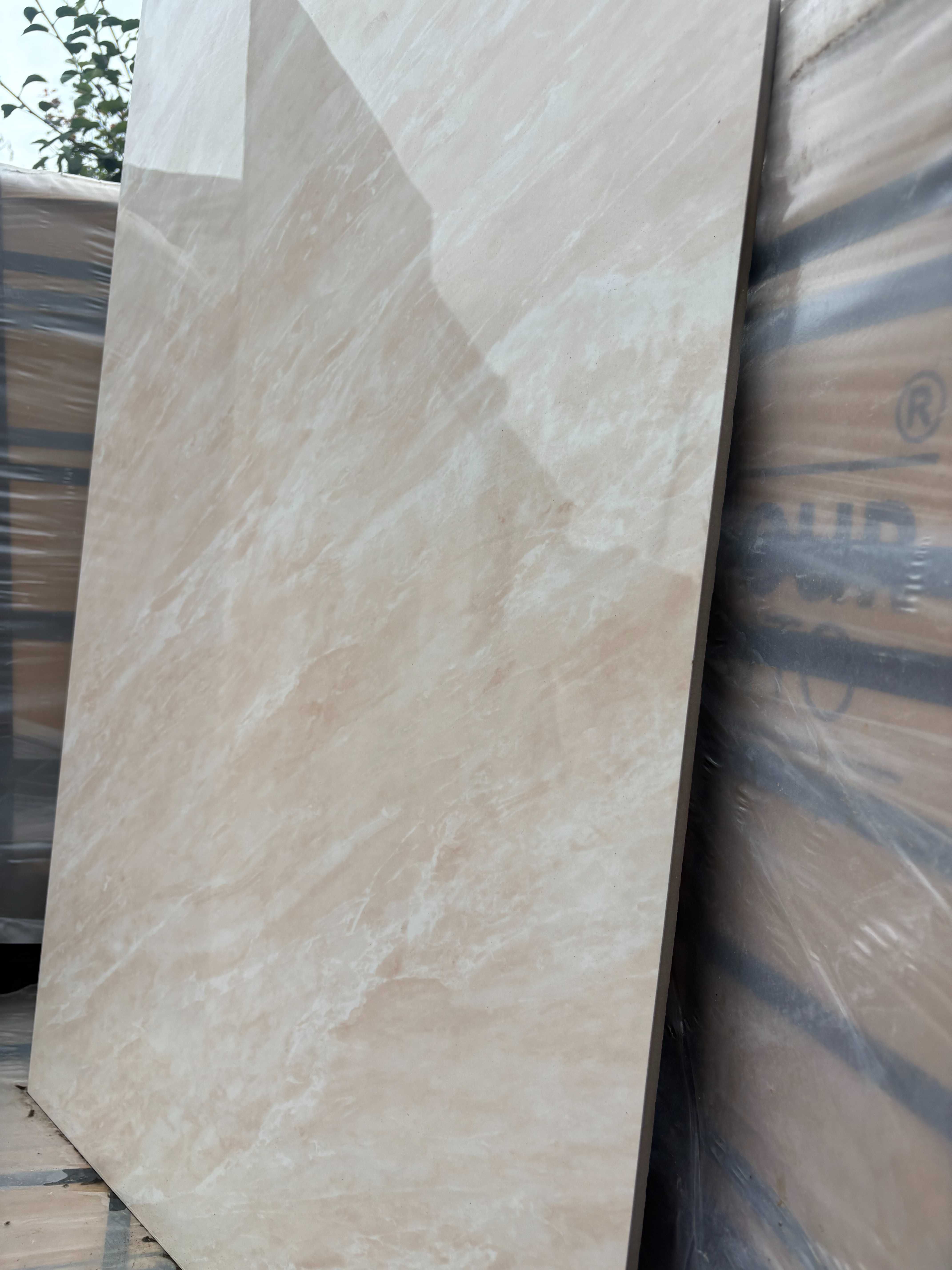 Płytka 60x120 gresowa ceramiczna szkliwiona super poler podłoga ściana