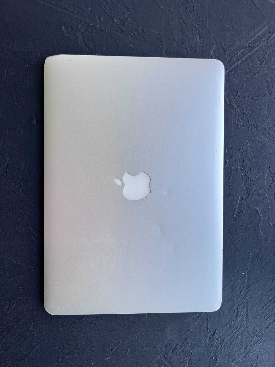 MacBook Air 13” 2012 A1466 I5/4/128  BAT: 80