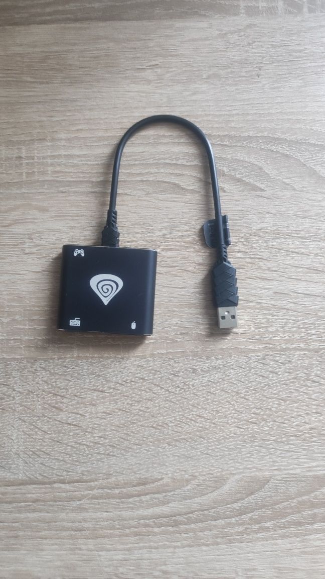 Adapter Genesis.