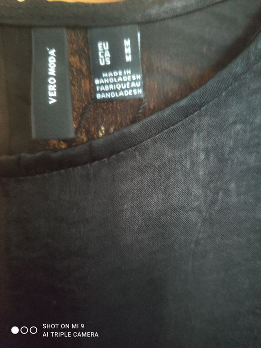 Nowa czarna sukienka firmy Vero Moda, rękawy 3/4.