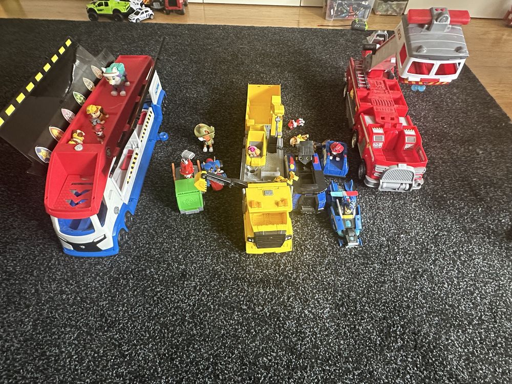Mega Conjunto Patrulha Pata - Quartel General, Veículos e Figuras