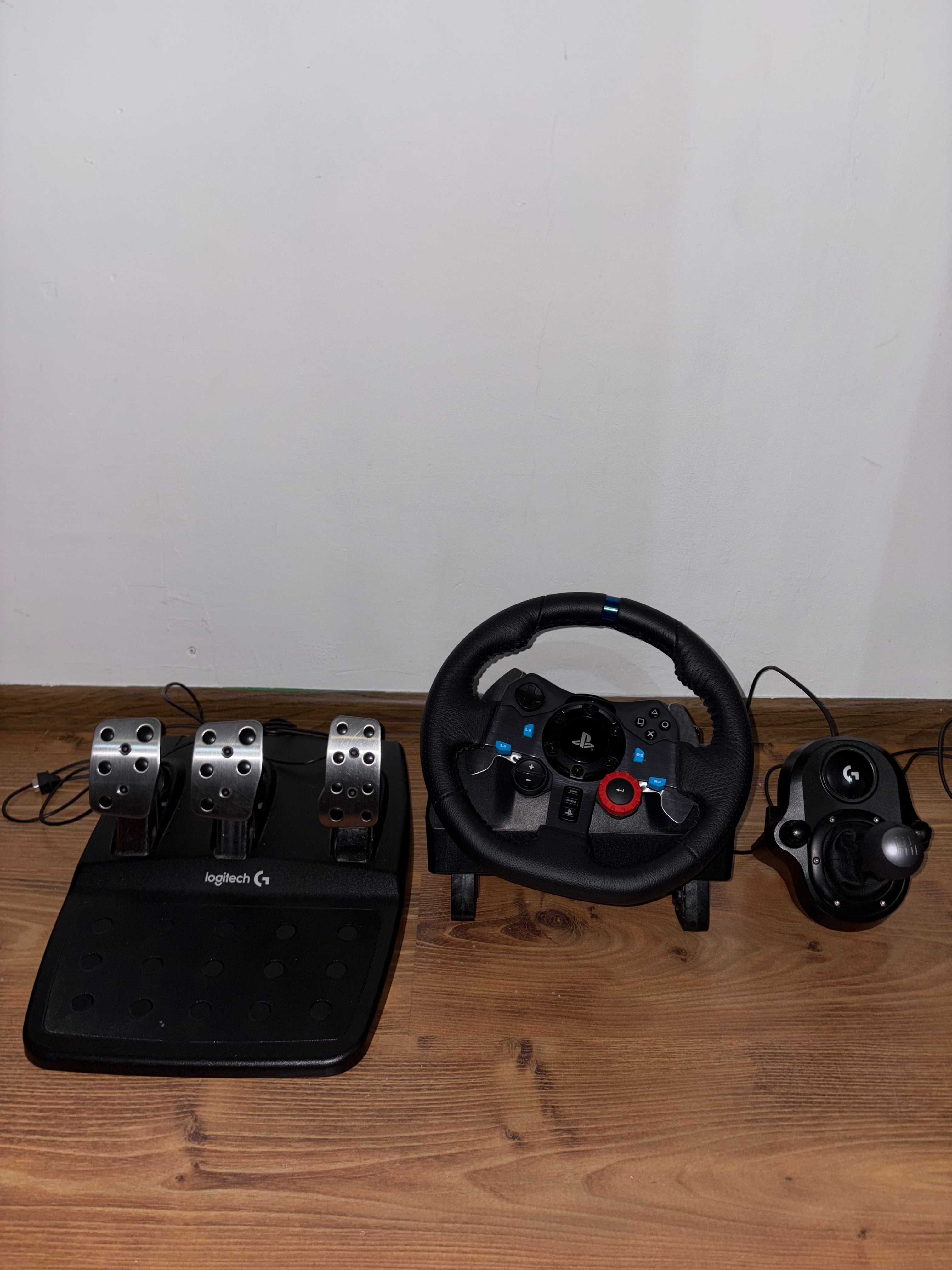 Logitech G29 + shifter