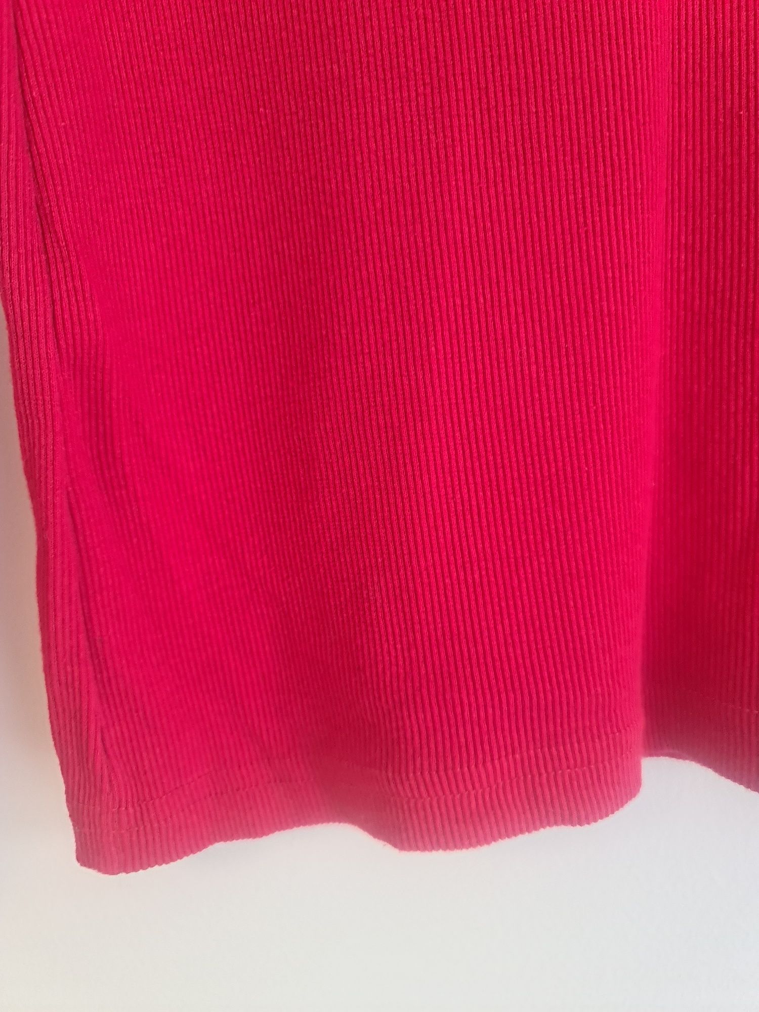 Czerwona prążkowana bluzka straps paski