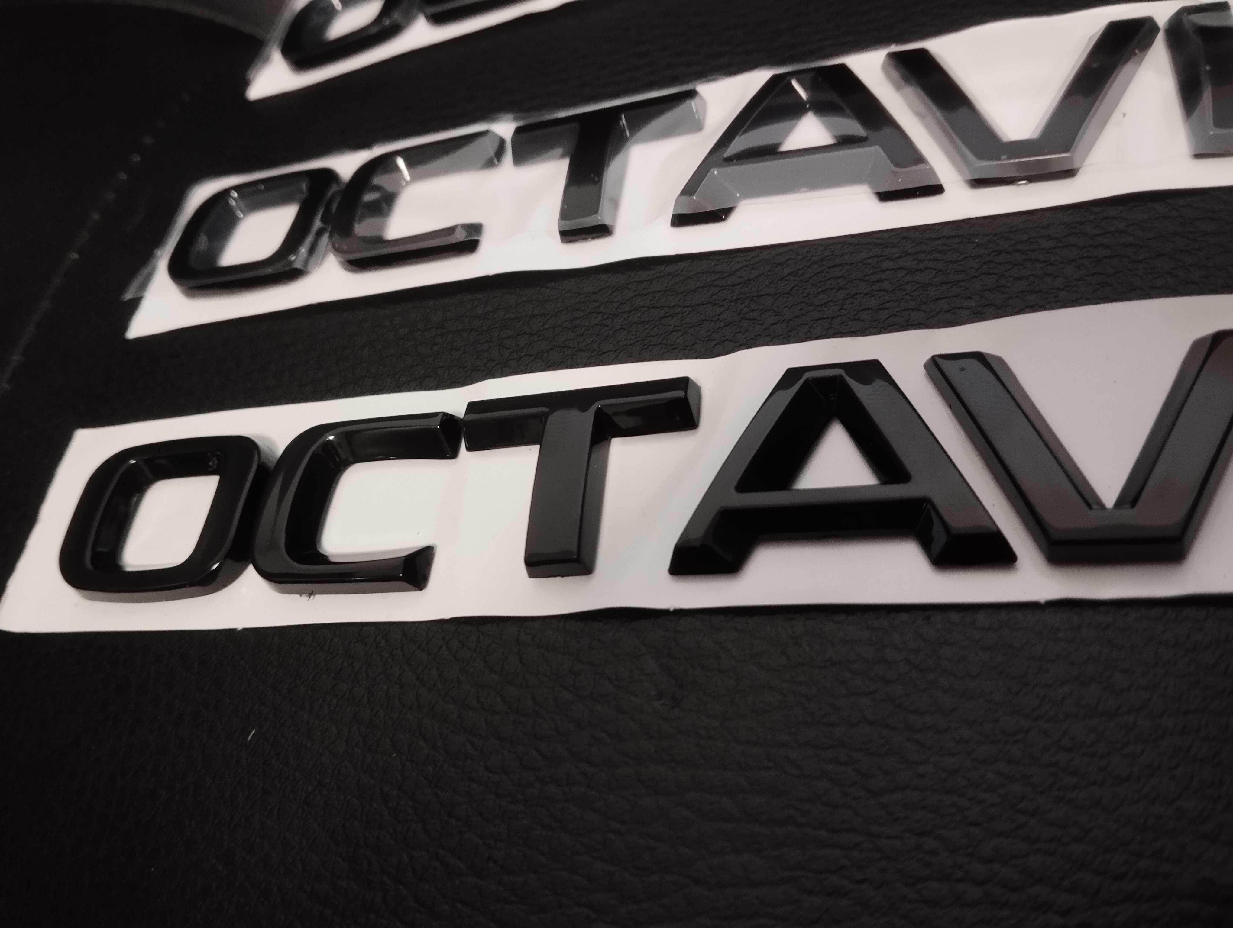 Напис логотип емблема Skoda Octavia A7 BLACK