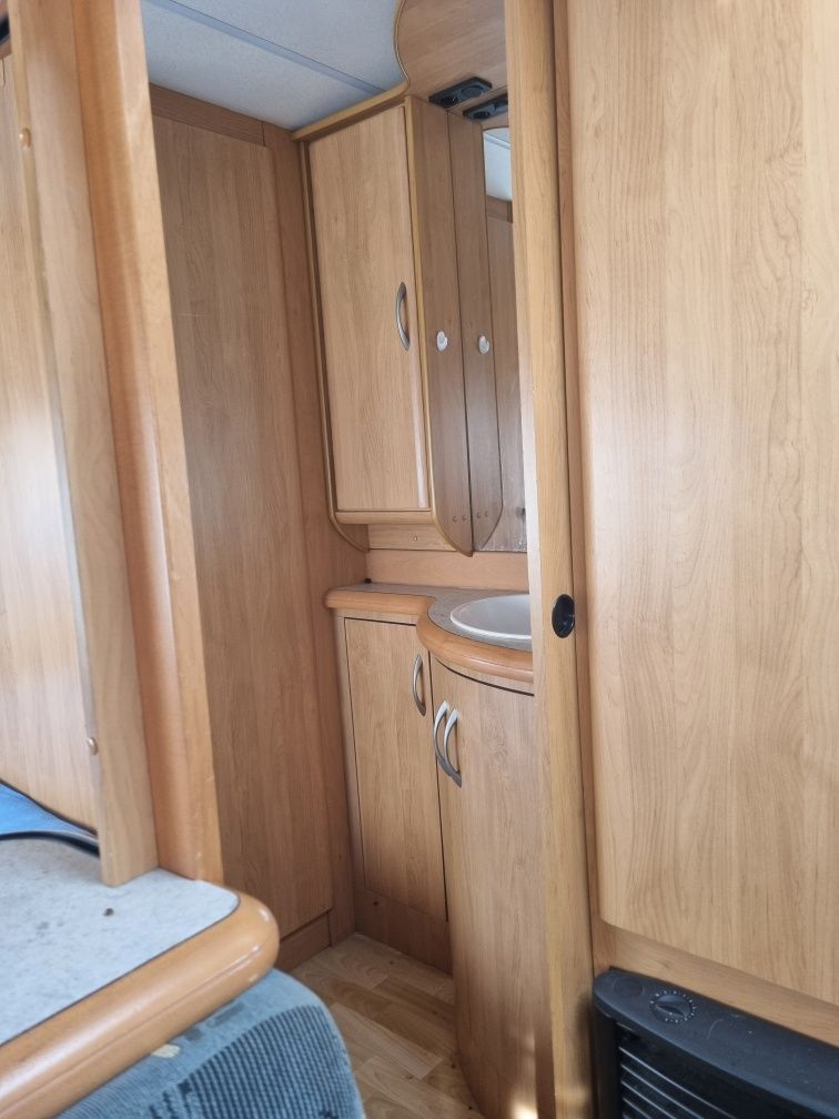 Przyczepa kempingowa Hobby  500 KMFE  7 osobowa