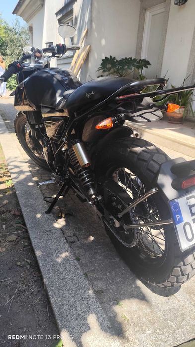 Mondial HPS300cc única em Portugal