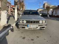 Автомобіль BMW E30