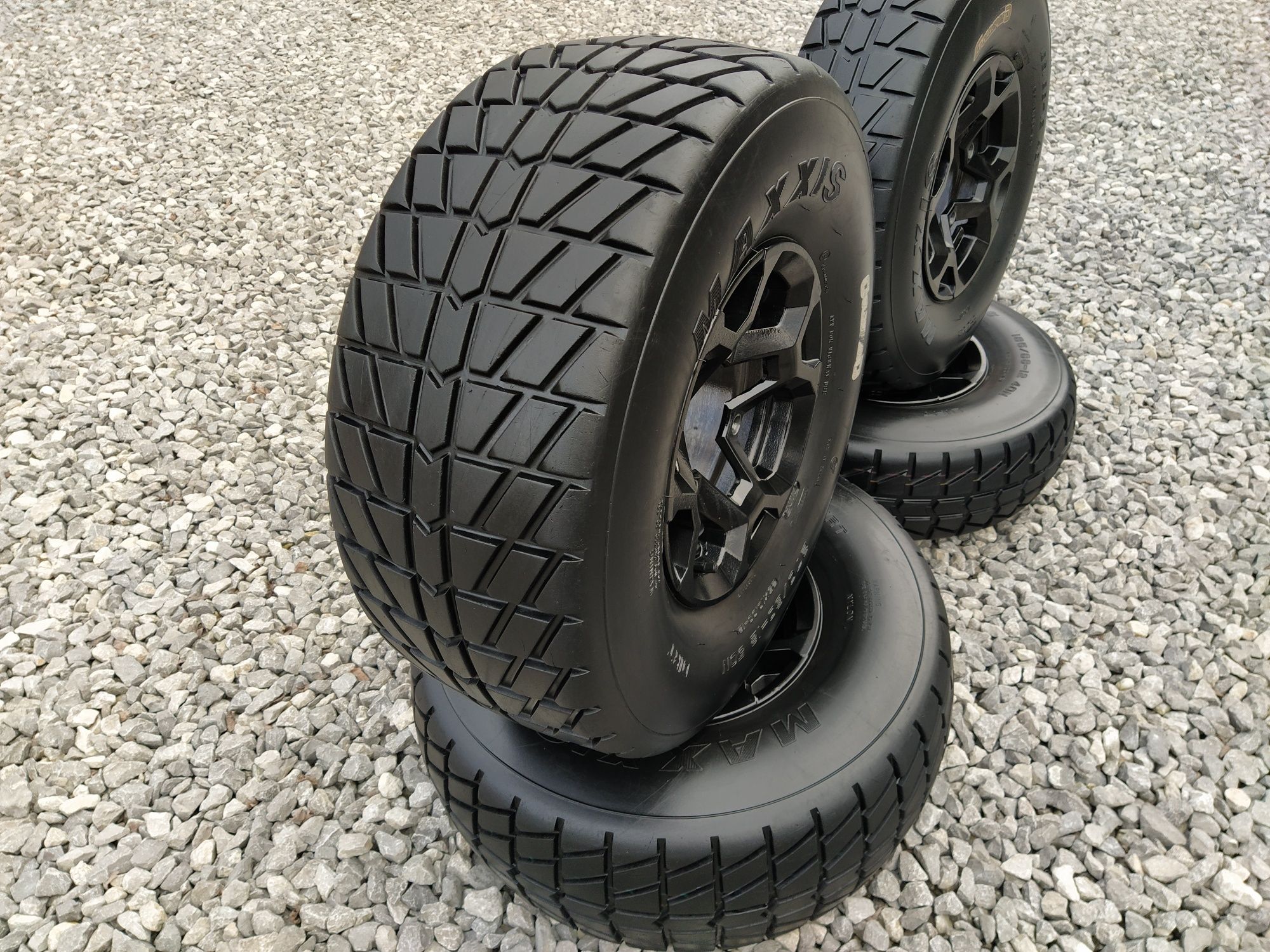 Koła alufelgi opony can-am Outlander