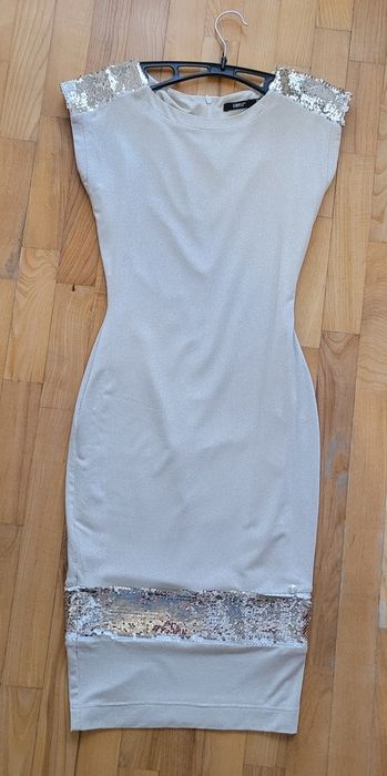 Sukienka złota Simple rozm XXS