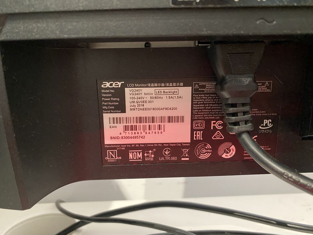 Spredam komputer stacjonarny i5-3570 i Monitor ACER Nitro 27