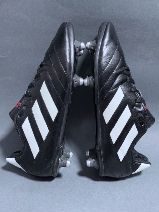 Бутсы футбольные Adidas original 34,5 (22 см стелька) сьемные шипы