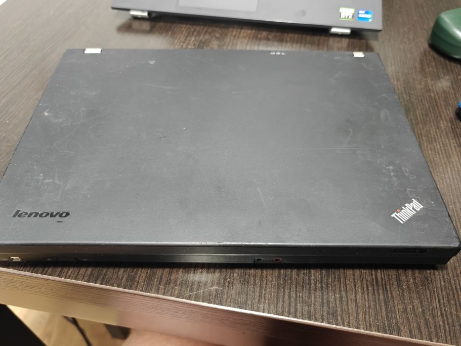 Lenovo ThinkPad R400