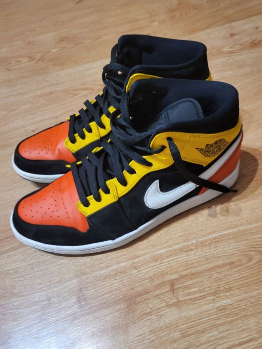 Nike Jordan 1 Mid