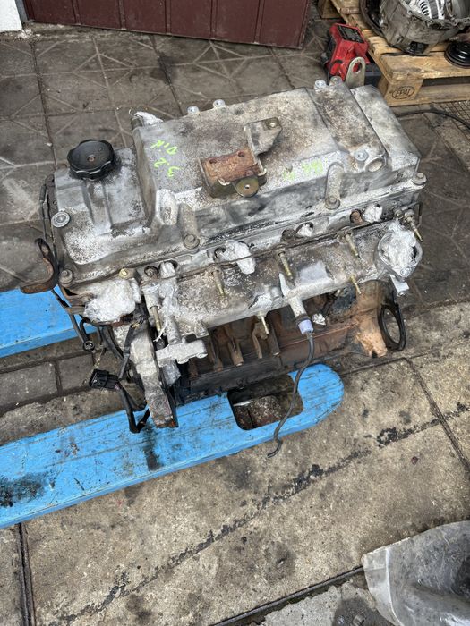 Silnik mitsubishi pajero III 3.2 did 4m41 00-06r słupek