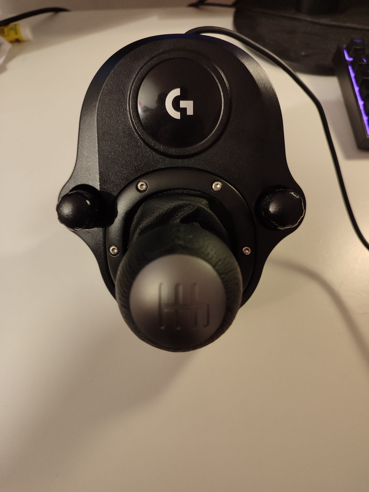 Volante Logitech G923 PC/PS4/PS5 + Suporte + Manete