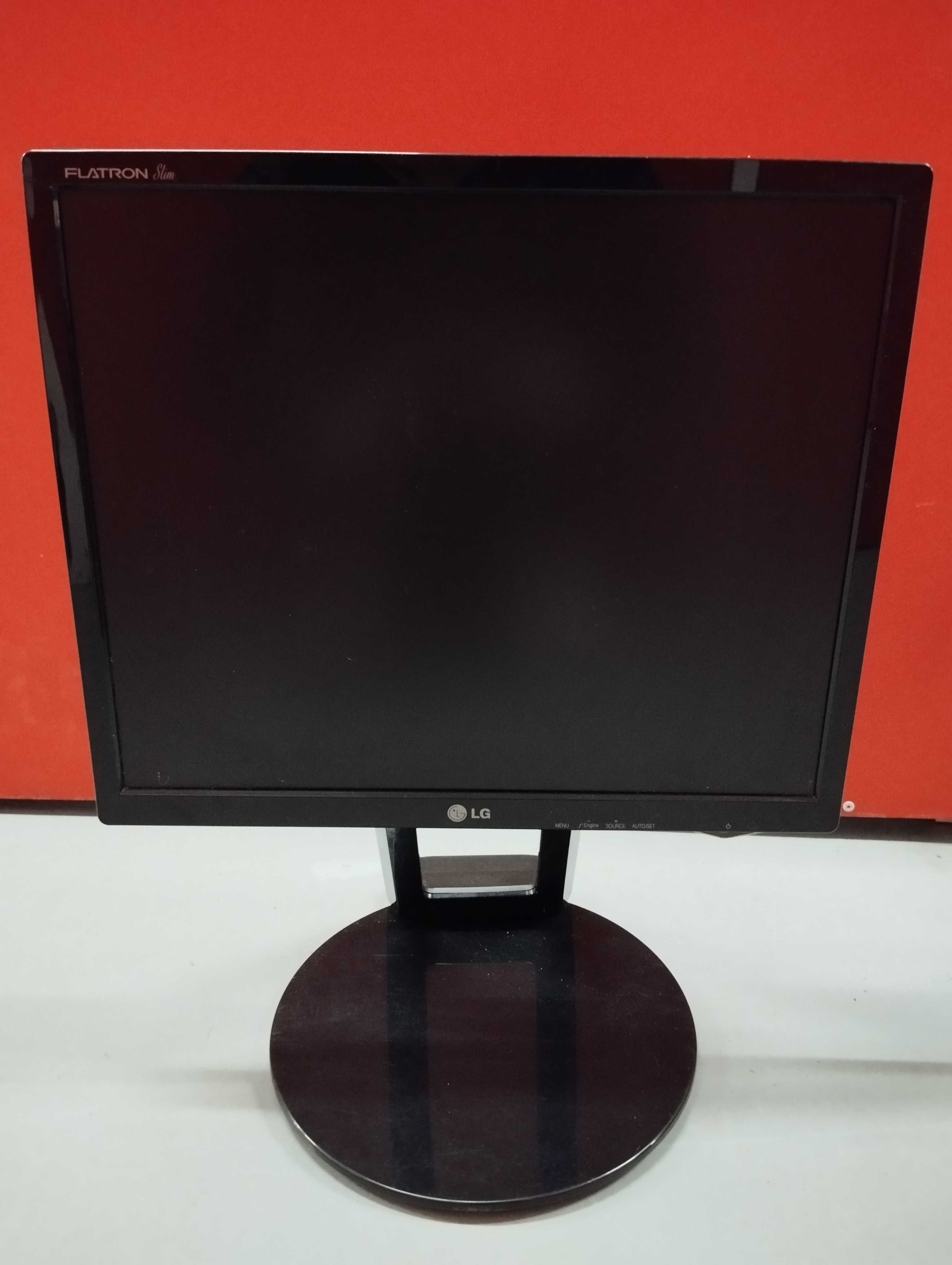 5. Monitor LG flatron L1982U