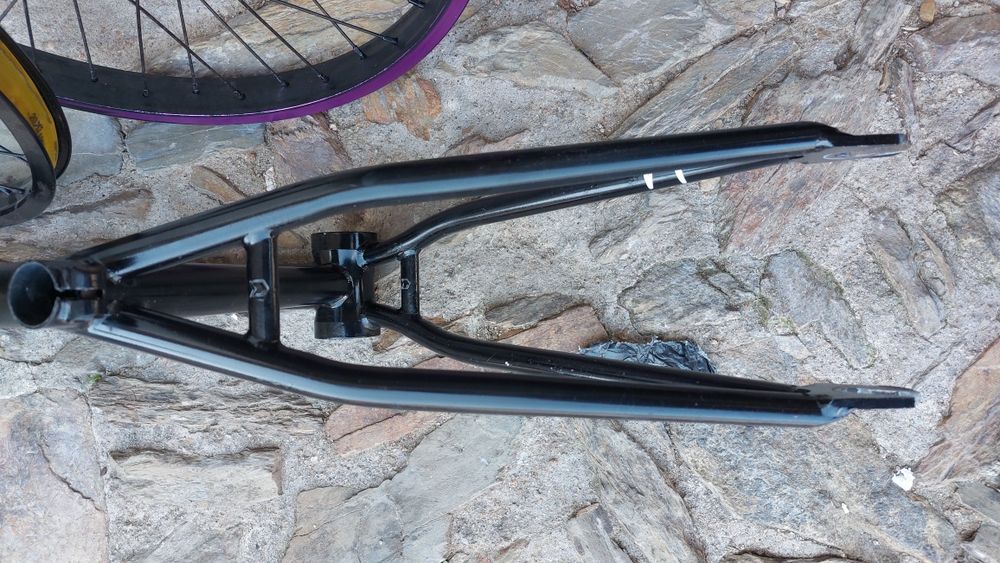 BMX Quadro mutiny loosefer randy Taylor e rodas