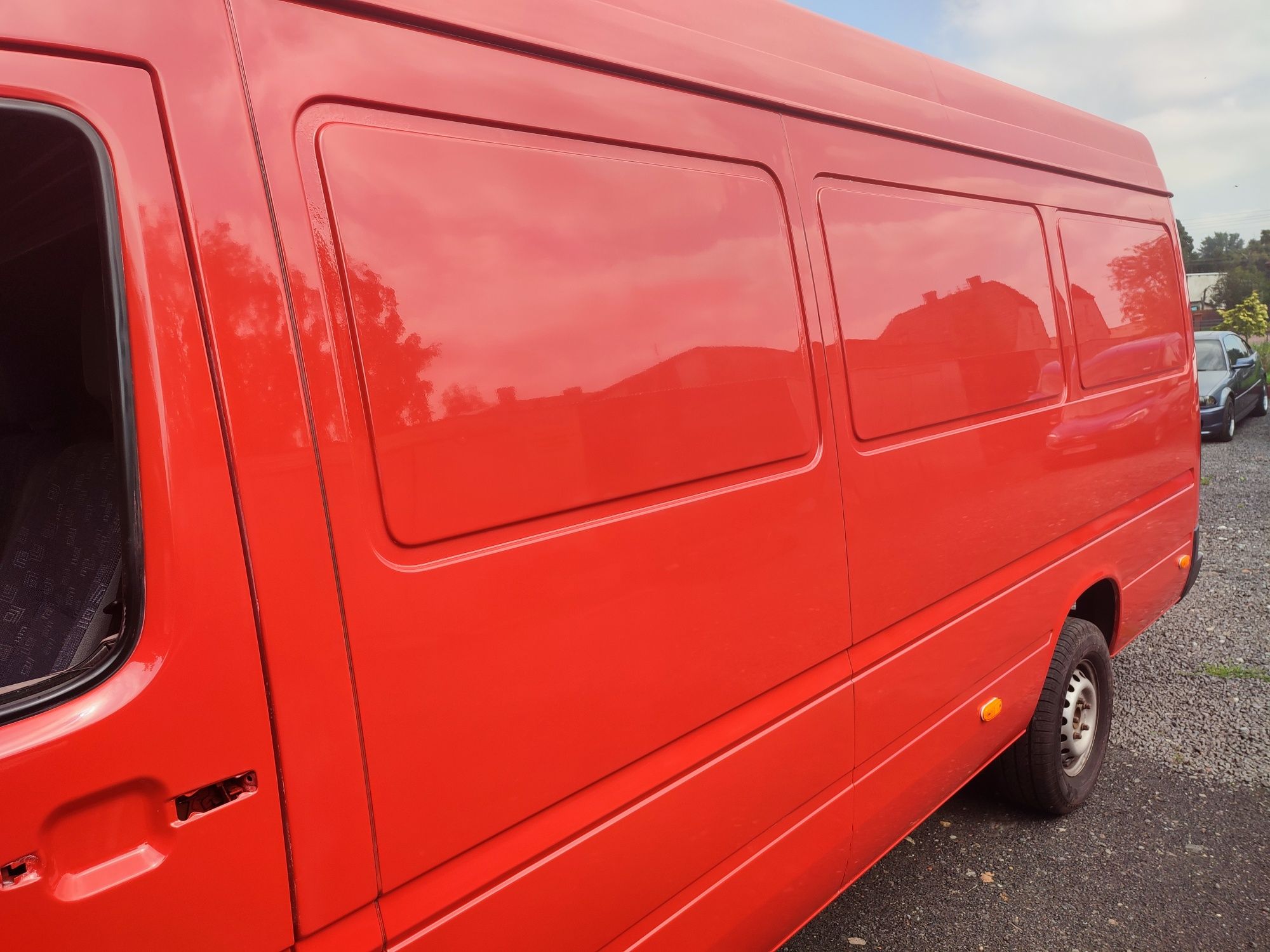 VW LT 35. 2.5 TDI MAXI po blacharce i lakierowaniu 2002 rok .