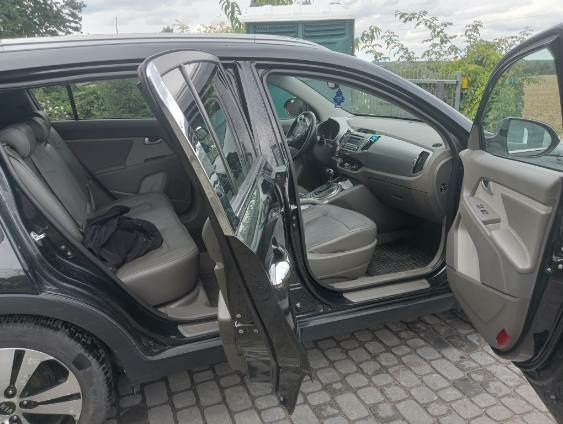 KIA Sportage benzyna + gaz, napęd 4x4, hak