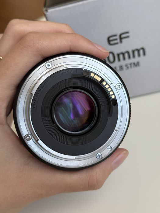 Обєктив canon 50mm ef stm