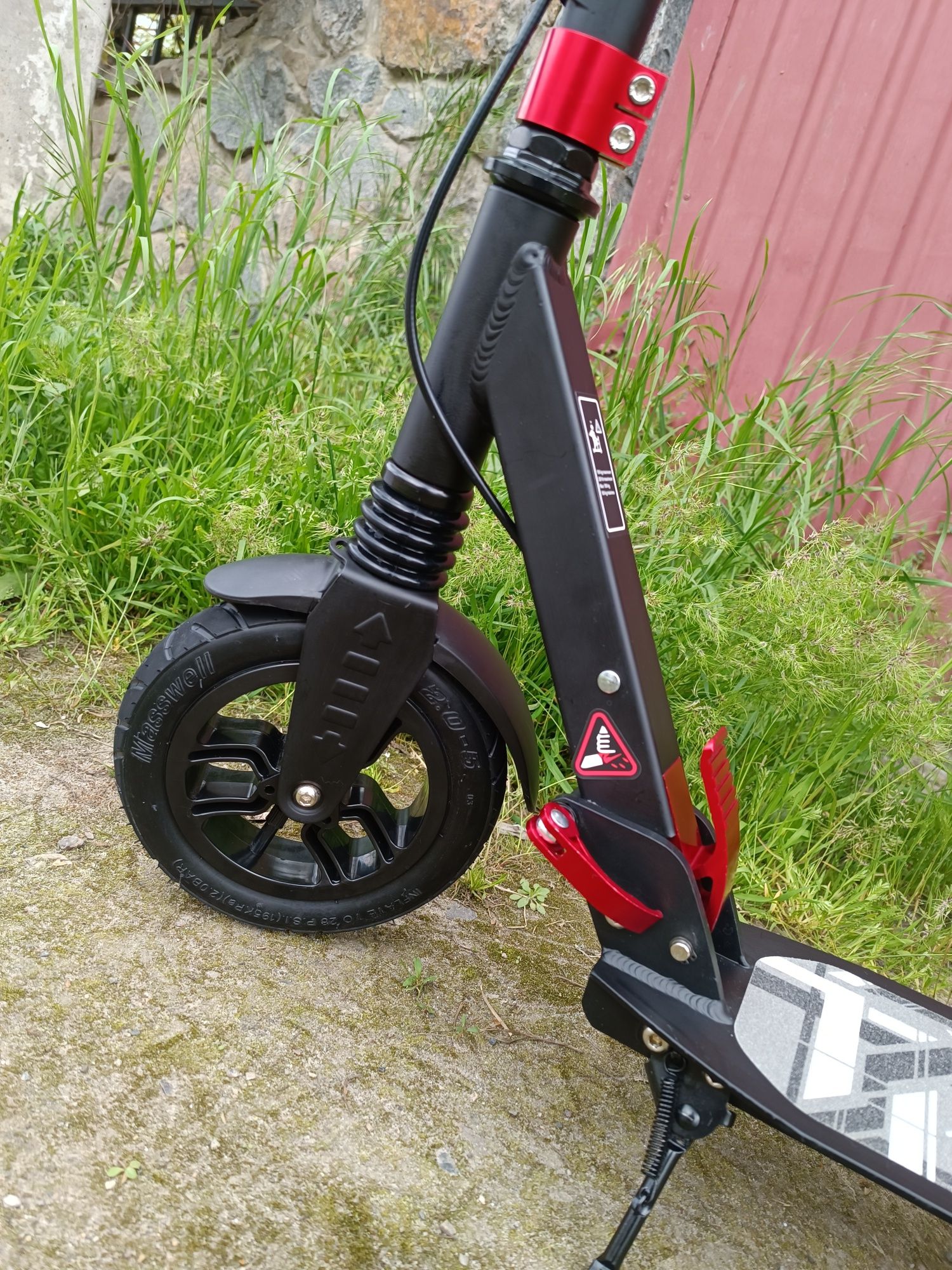 Самокат двоколісний urban scooter LUX Hammer на надувних колесах