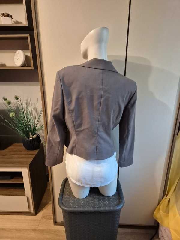 Prosta marynarka damska na guzik 42 XL
