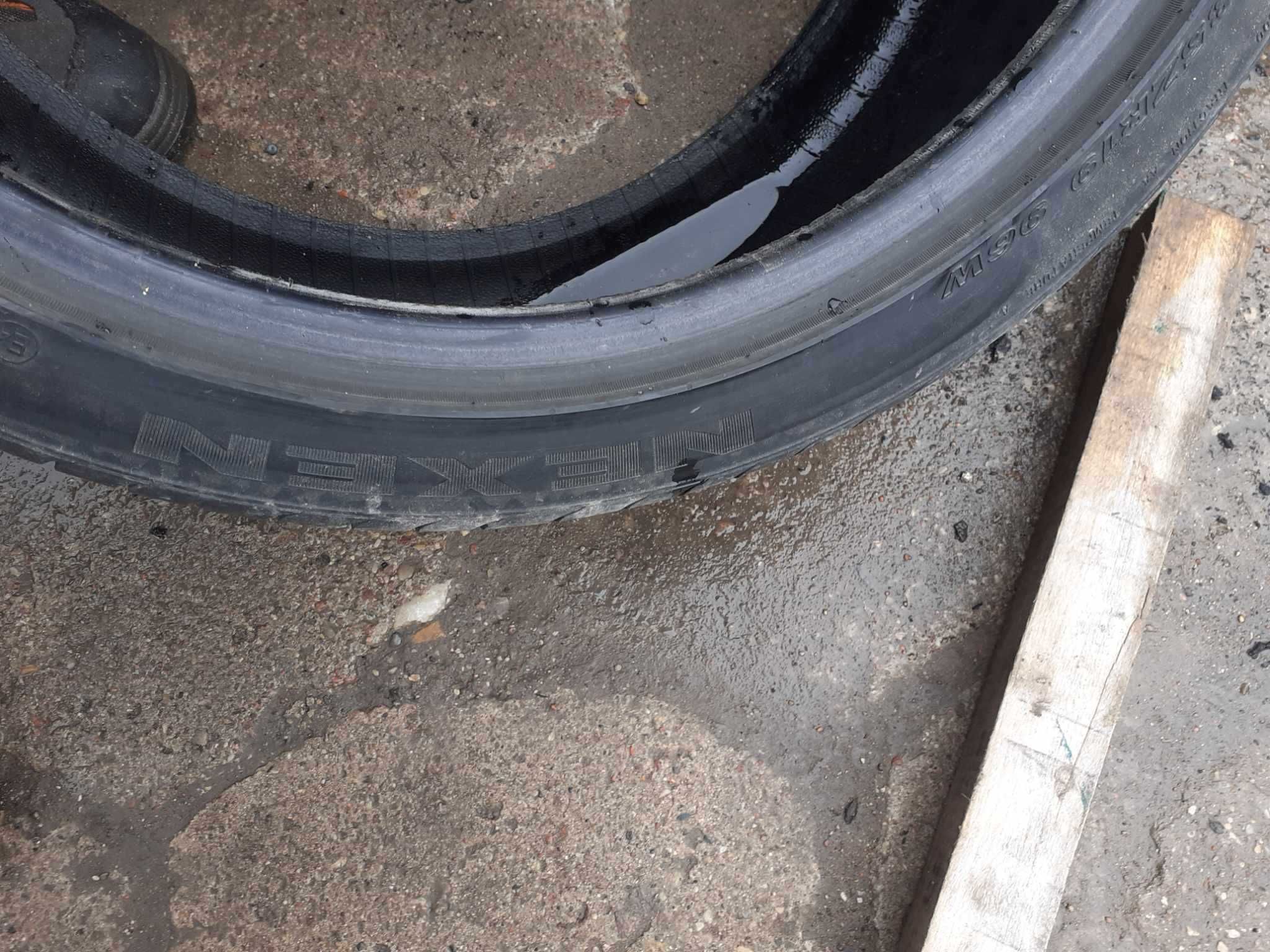 2x używane opony letnie 255/35 R19 Nexen - możliwy montaż