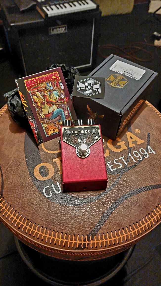 Pedais de guitarra e pedalboard (Beetronics, MXR, HB, TrueTone, TC)