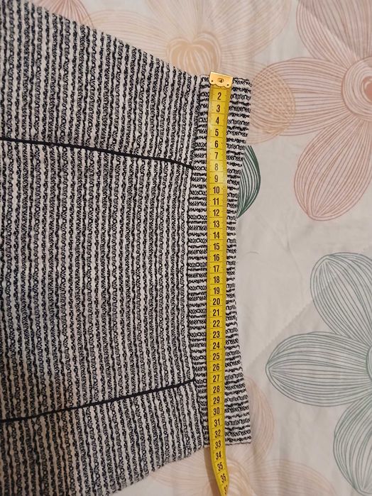 Тепленька Спідниця H&M в ідеальному стані