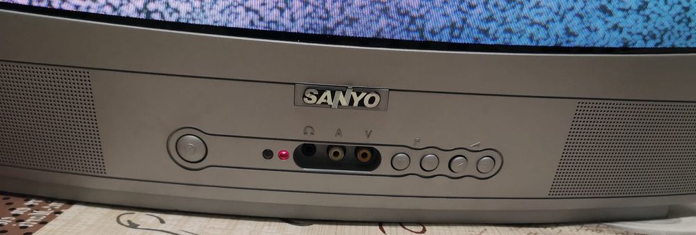 Televisão sanyo a cores écran de 40 cm