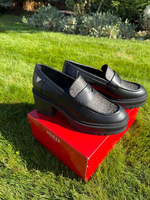 лофери туфлі взуття Guess