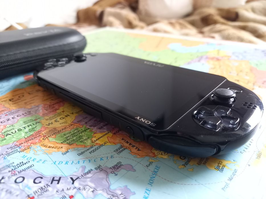 Konsola Sony Ps Vita PCH-2016 slim 8gb