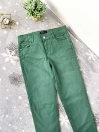 Bawełniane spodnie rurki zielone rozm 36