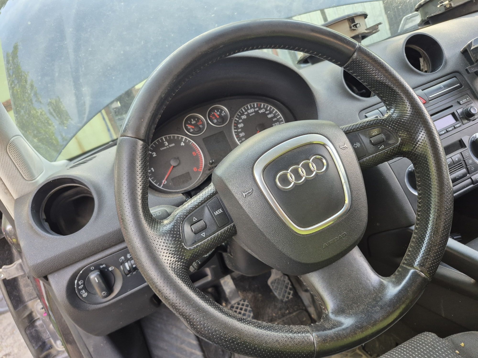 Kierownica trójramienna skóra audi a3 8p multifunkcja