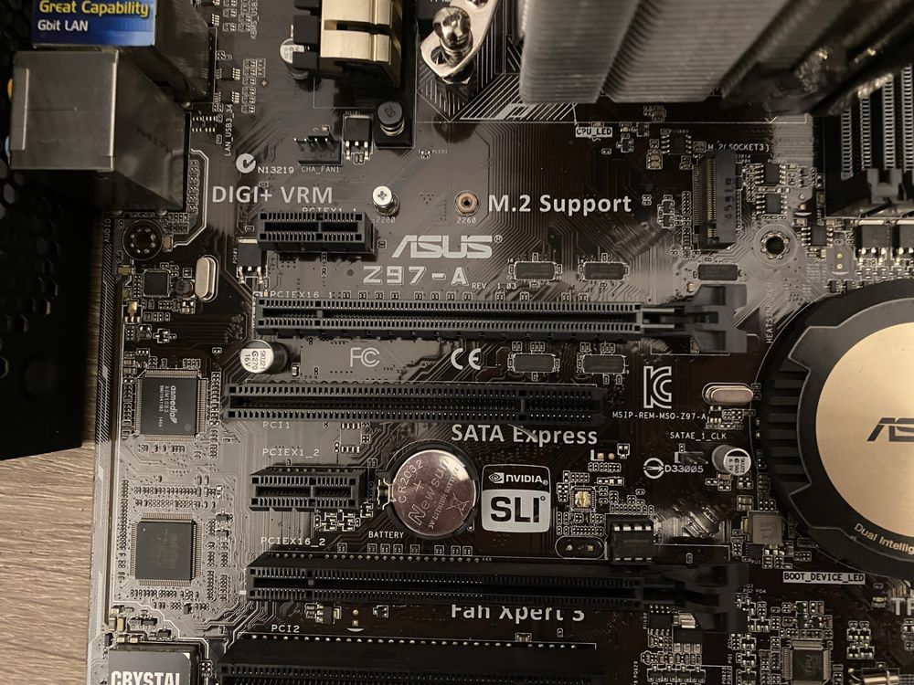 Asus Z97-A , i7-4790K, HyperX 8gb, cooler master , Fractal 650w bronze