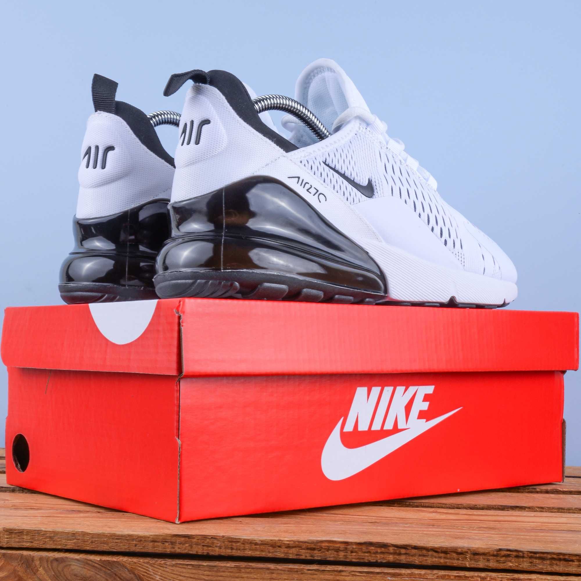 (1948) Чоловічі Кросівки Nike Air Max 270 білі з чорною пяткою (41-45)