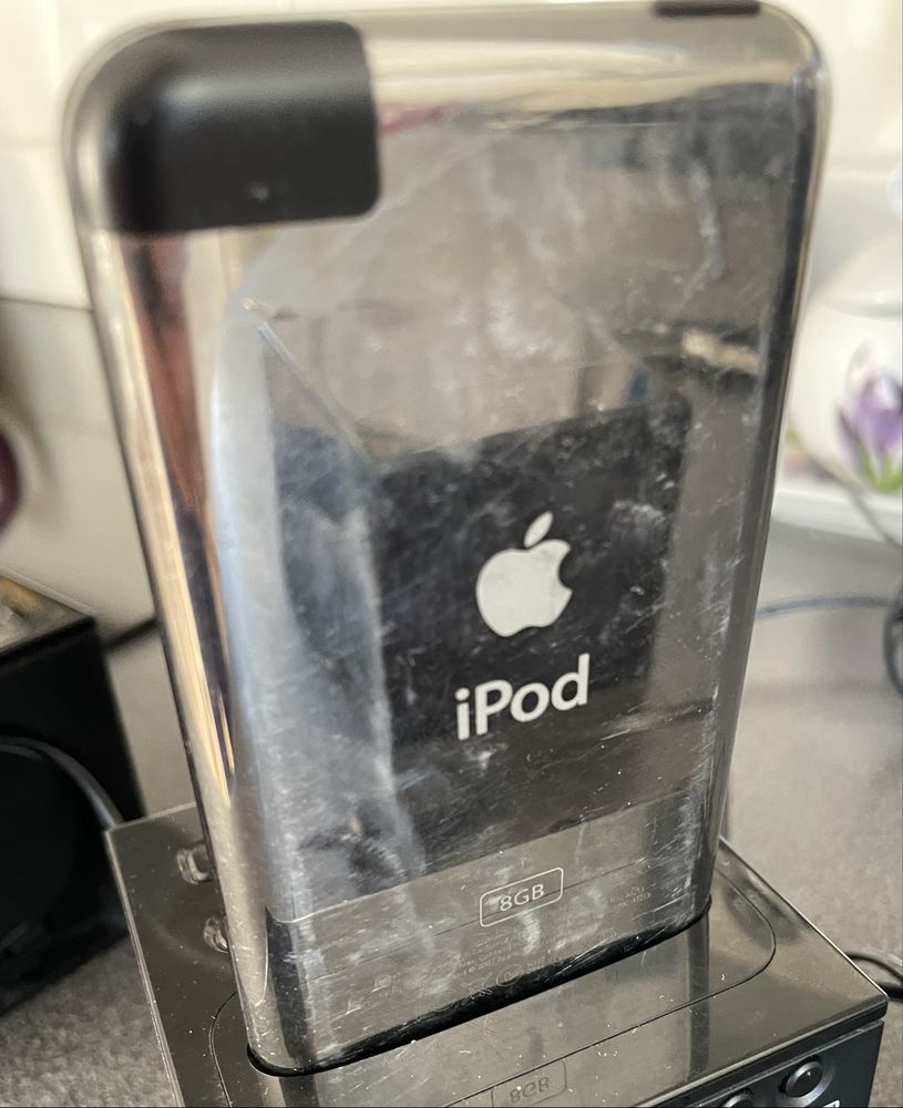 Ipod Apple plus radio polecam