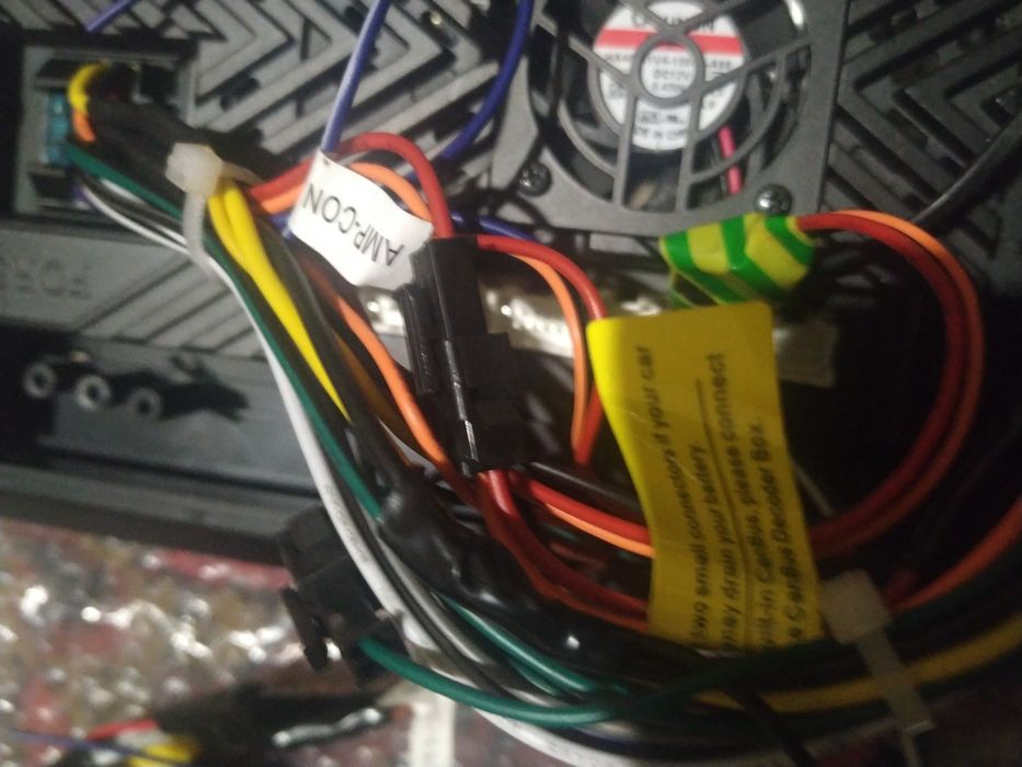 Автомобильный магнитофон сенсорный