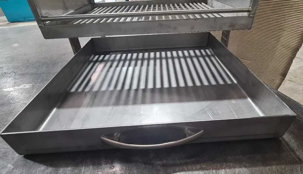 CHURRASQUEIRA INOX