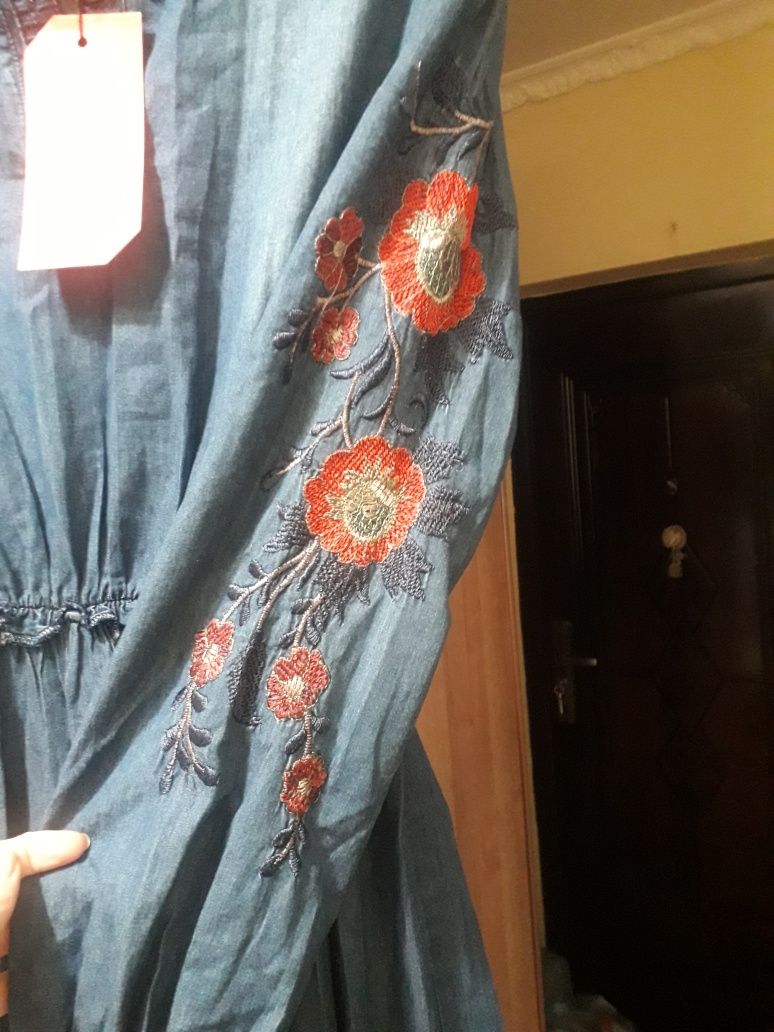 Плаття вишите, джинсове плаття, плаття з вишивкою