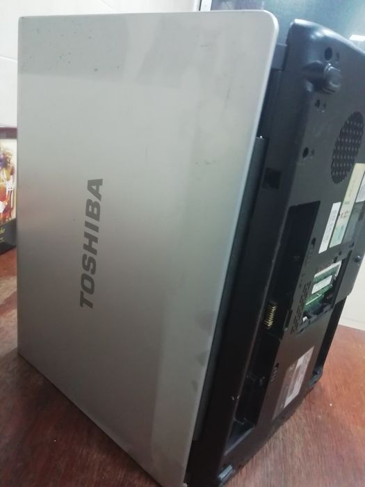Toshiba satéllite L300