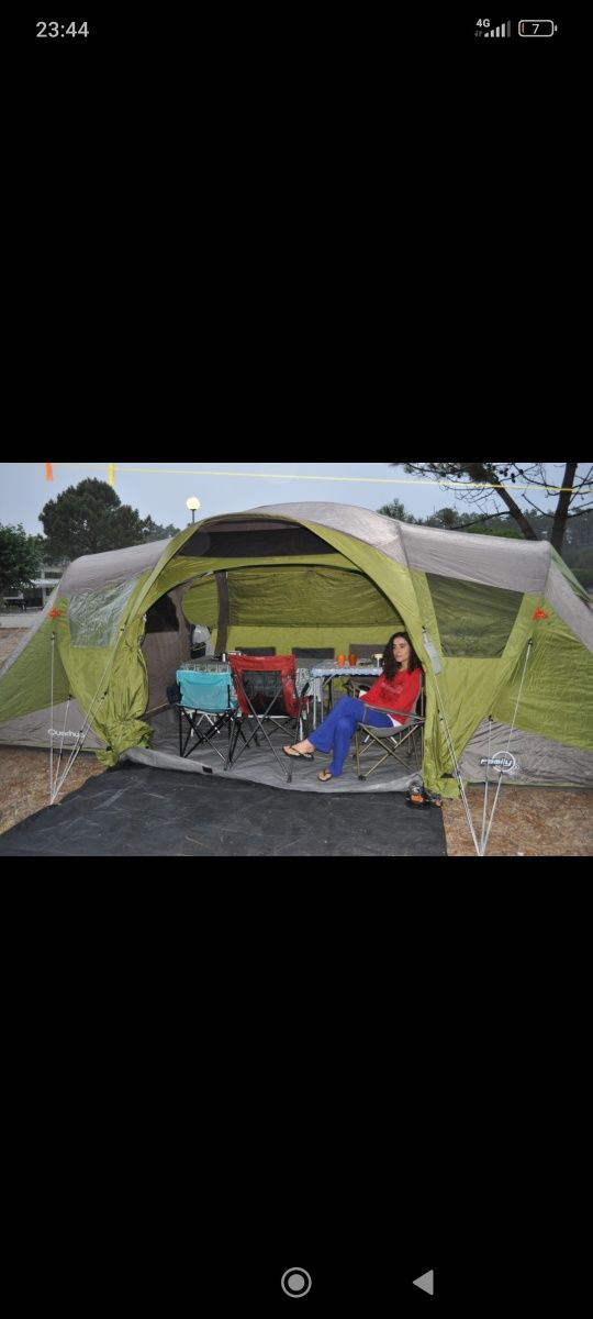 Tenda quechua quase nova