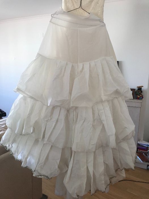 Vestido de noiva com oferta dos sapatos num 37