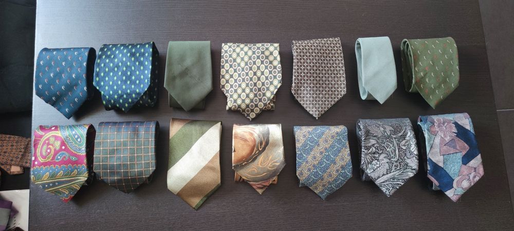 Gravatas - diversas marcas