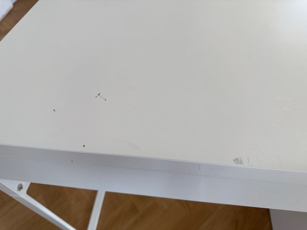 Biurko i krzeslo ikea