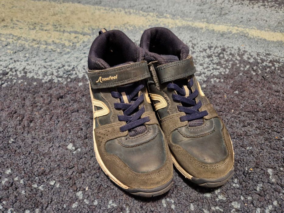 Buty chłopięce - adidasy - rozmiar 33