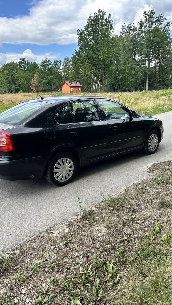 Sprzedam samochod skoda octavia II2011