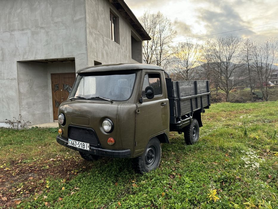 Продам уаз бортовий